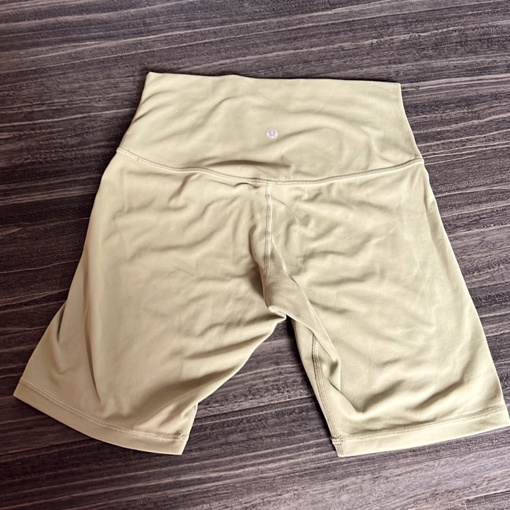 Lululemon Align HR Short 8”